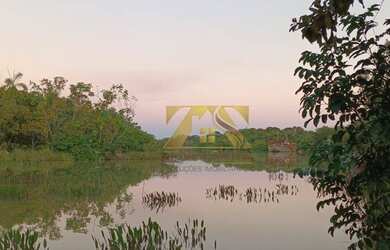 Imagem: O terreno possui 1700m² de Área e está localizado em Porto