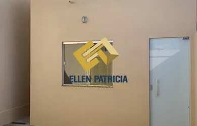 Imagem: A casa possui 2 Dormitórios, 1 Banheiro, 2 Vagas na garagem