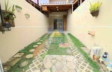 Imagem: A casa possui 2 Dormitórios, 2 Banheiros, 1 Vaga na garagem