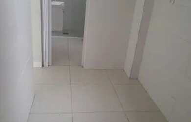 Imagem 3: Sala livig, cozinha, o1 banheiro, piso em porcelanato, novinho