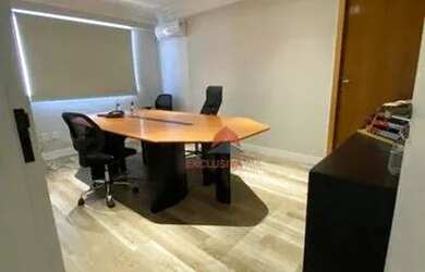 Imagem: O depósito possui 1 Vaga na garagem, 38m² de Área e está