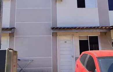 Imagem: A casa em condomínio possui 2 Dormitórios, 2 Banheiros, 1