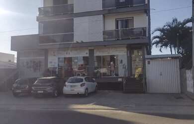 Imagem: O apartamento possui 2 Dormitórios, 2 Banheiros e 1 Vaga na