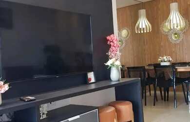 Imagem: O apartamento possui 3 Dormitórios, 1 Banheiro, 2 Vagas na