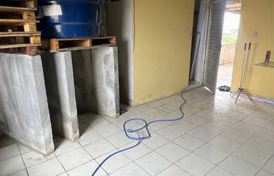 Imagem 11: Aqui, sua família encontra espaço, sossego e segurança pra chamar de...