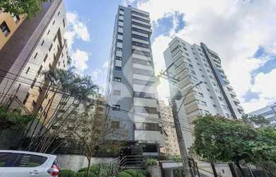 Imagem: O apartamento possui 3 Dormitórios, 2 Banheiros, 4 Vagas na