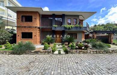 Imagem: Casa em Condomínio à venda, 4 quartos, 4 suítes, 3 vagas