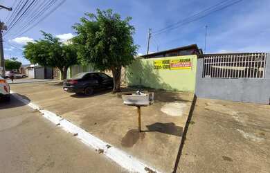 Imagem: QNG 43 Vendo lote com 4 residências com renda mensal de 2.800