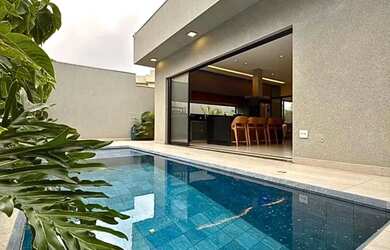 Imagem: A casa em condomínio possui 3 Dormitórios, 5 Banheiros, 4