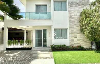 Imagem: A casa em condomínio possui 4 Dormitórios, 5 Banheiros, 4