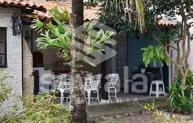 Imagem: A casa possui 5 Dormitórios, 5 Banheiros, 5 Vagas na garagem