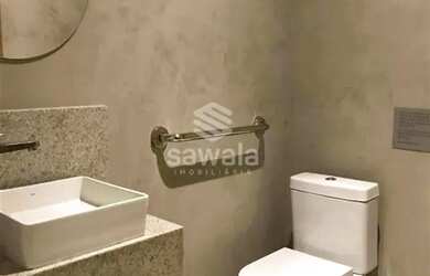 Imagem: O depósito possui 3 Vagas na garagem, 80m² de Área e está