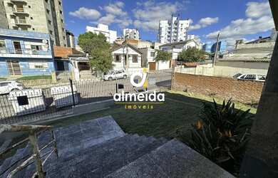 Imagem 7: CASA AMPLA COM TERRENO MARAVILHOSO NO CENTRO DE SANTA MARIA!