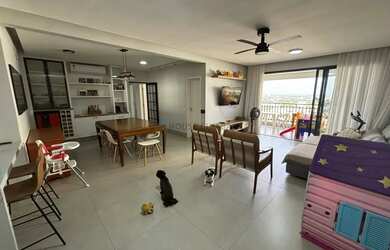 Imagem: O apartamento possui 3 Dormitórios, 3 Banheiros, 2 Vagas na