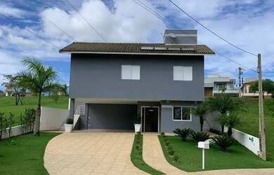 Imagem: A casa em condomínio possui 3 Dormitórios, 5 Banheiros, 5