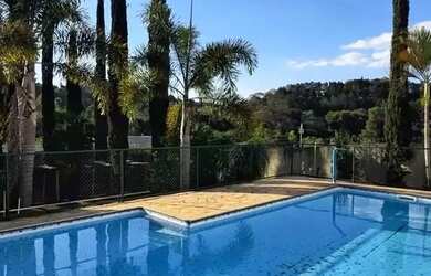 Imagem 1: Chácara à Venda em Atibaia Seu Refúgio dos Sonhos Viva cercado por...