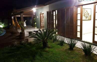 Imagem 15: RIO TAVARES STYLE! MUITO ASTRAL NESTA CASA FEITA PARA RECEBER QUEM VC CURTE!!