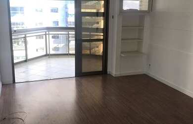 Imagem 3: Playa del mago - Posto 4 na Barra da Tijuca Andar alto com vista mar