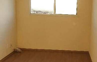 Imagem: O apartamento à venda possui 2 Dormitórios, 1 Banheiro, 1