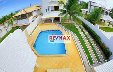 Imagem: A casa em condomínio possui 5 Dormitórios, 5 Banheiros, 3