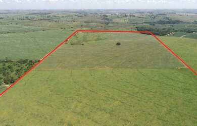 Imagem: A fazenda possui 1.089m² de Área e está localizado em Guararapes