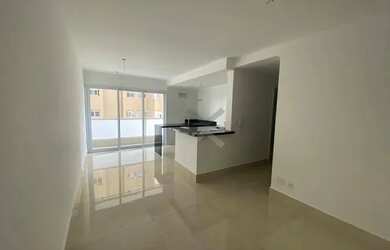 Imagem: O apartamento possui 2 Dormitórios, 2 Banheiros, 2 Vagas na