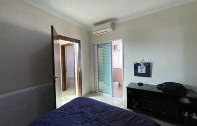 Imagem 8: Casa no condomínio Village Damha I com 280 metros quadrados