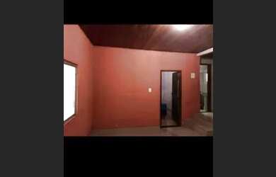 Imagem: A casa possui 3 Dormitórios, 3 Banheiros, 2 Vagas na garagem