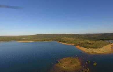 Imagem: A fazenda possui 5100000m² de Área e está localizado em Centro