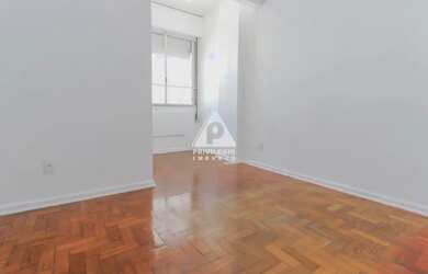 Imagem 14: Excelente apartamento no Flamengo. Próximo ao metrô e todo comércio da região. Composto de