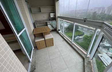 Imagem: O apartamento possui 2 Dormitórios, 2 Banheiros, 1 Vaga na