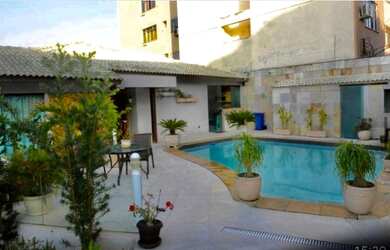 Imagem 2: Casa Alto Padrão. Piscina, Área de serviço, 600m² de Áreae3 Vagas...