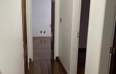 Imagem: O apartamento possui 3 Dormitórios, 3 Banheiros e 2 Vagas na