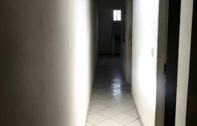 Imagem: A casa possui 2 Dormitórios, 1 Banheiro e está localizado