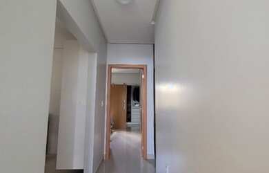 Imagem: A casa em condomínio possui 3 Dormitórios, 3 Banheiros, 2