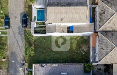 Imagem: O terreno possui 180m² de Área e está localizado em Vargem