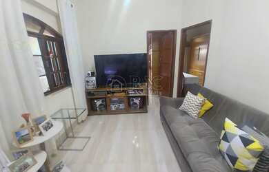 Imagem: O apartamento possui 3 Dormitórios, 2 Banheiros e 70m² de