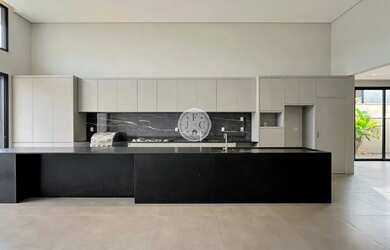 Imagem 9: Casa térrea em Condomínio com 03 Suítes - Locação - Alphaville