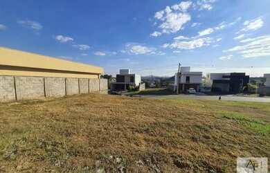 Imagem 5: Lote em Condomínio Fechado para Venda em Senador Canedo, Jardins Barcelona