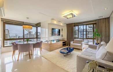 Imagem: O apartamento possui 2 Dormitórios, 2 Banheiros, 2 Vagas na