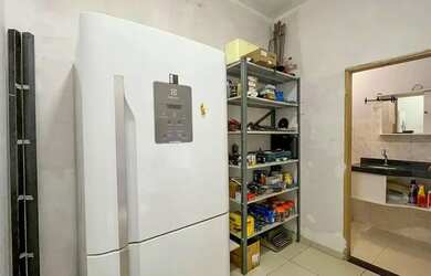 Imagem 9: Casa à Venda 4 Quartos, 1 suíte e 4 Vagas 300 m² Santa Terezinha