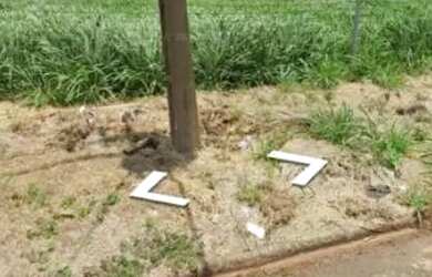 Imagem: O terreno possui 415m² de Área e está localizado em Alto