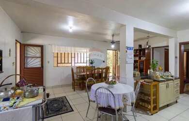 Imagem 4: Casa ampla no Bairro Nossa Senhora do Rosário 6 dormitórios (2 suítes), 5 banheiros, churr