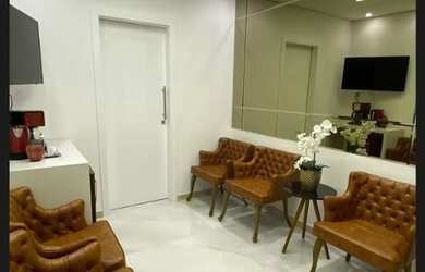 Imagem: O depósito possui 2 Vagas na garagem e 66m² de Área e está