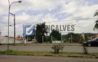 Imagem: O depósito possui 250m² de Área e está localizado em Centro