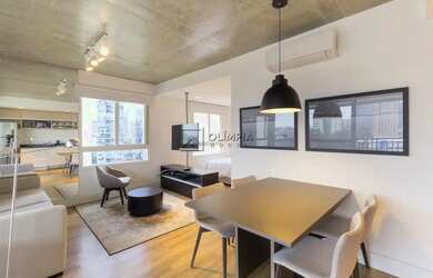 Imagem: O apartamento possui 1 Dormitório, 1 Banheiro, 1 Vaga na garagem