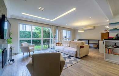 Imagem: A casa em condomínio possui 3 Dormitórios, 3 Banheiros, 2