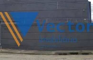 Imagem: O depósito possui 5 Vagas na garagem, 1650m² de Área e Imóvel