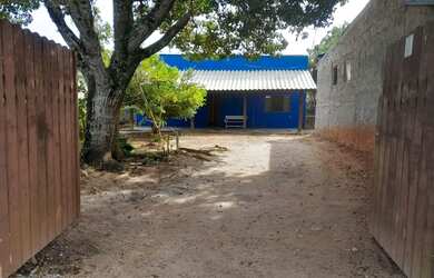 Imagem: A casa possui 2 Dormitórios, 1 Banheiro, 5 Vagas na garagem