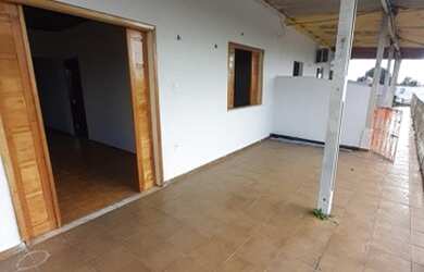 Imagem: O apartamento possui 3 Dormitórios, 1 Banheiro e 93m² de Área